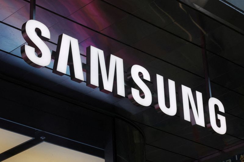 Samsung predicts gradual second-half recovery after Q2 chip profits plunge 94%